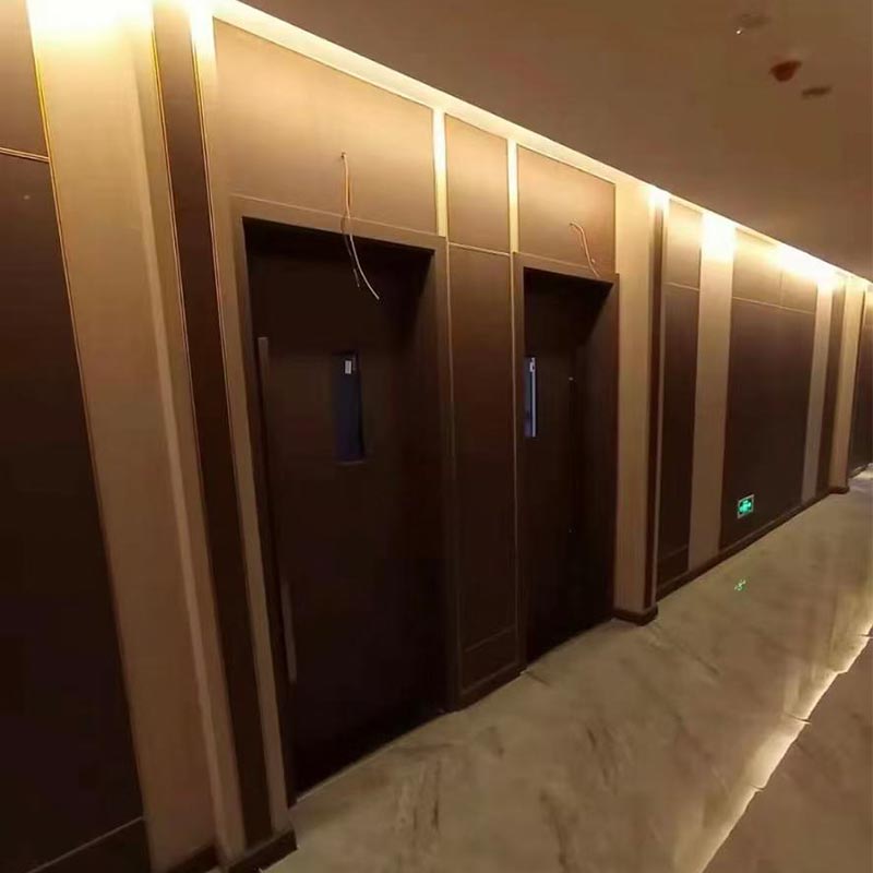 Porta ignifuga in legno per camera d'albergo